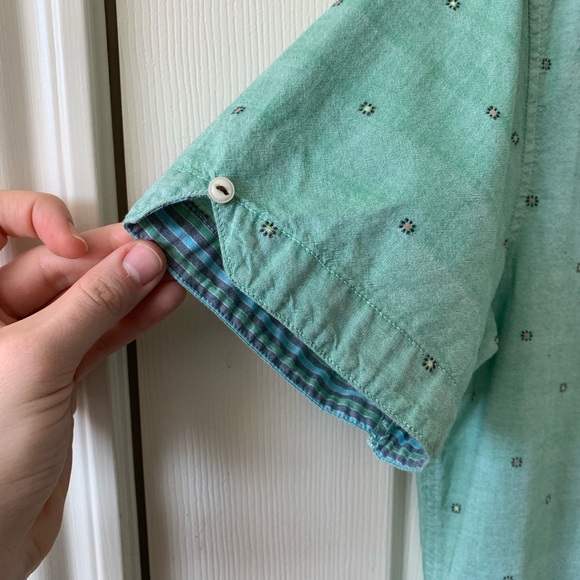 Nordstrom Men’s Short Sleeve Button Down Shirt - Picture 5 of 7